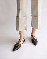 Mimosa Black l ポインテッド パンプス ブラック - HENRI EN VARGO (ヘンリ エン ヴァーゴ)