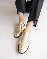 LOUISE GOLD レイン対応ローファー ゴールド - HENRI EN VARGO (ヘンリ エン ヴァーゴ)