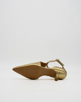 ALIX GOLD Tストラップパンプス ゴールド - HENRI EN VARGO (ヘンリ エン ヴァーゴ)