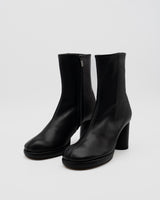 LILI BLACK プラットフォーム ショートブーツ ブラック - HENRI EN VARGO (ヘンリ エン ヴァーゴ)