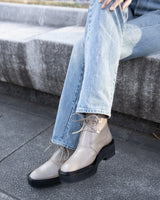 Ruby beige レースアップショートブーツ - HENRI EN VARGO (ヘンリ エン ヴァーゴ) 公式ストア