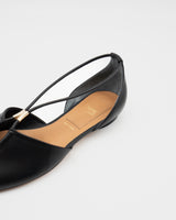 Mimosa Black l ポインテッド パンプス ブラック - HENRI EN VARGO (ヘンリ エン ヴァーゴ)