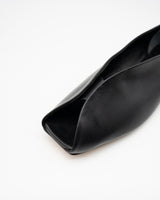 Cattleya black オープントゥ パンプス ブラック - HENRI EN VARGO (ヘンリ エン ヴァーゴ)