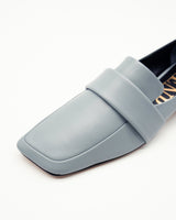 Maya black スクエアトゥ ローファー ブルーグレー - HENRI EN VARGO (ヘンリ エン ヴァーゴ) 公式通販