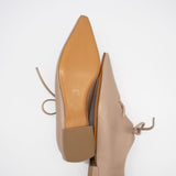 Ivy beige ポインテッド レースアップ フラットシューズ ベージュ - HENRI EN VARGO (ヘンリ エン ヴァーゴ) 公式ストア