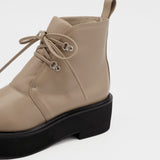 Ruby beige レースアップショートブーツ - HENRI EN VARGO (ヘンリ エン ヴァーゴ) 公式ストア