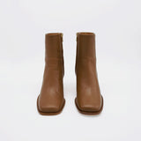 Anna camel スクエアトゥショートブーツ キャメル - HENRI EN VARGO (ヘンリ エン ヴァーゴ) 公式ストア