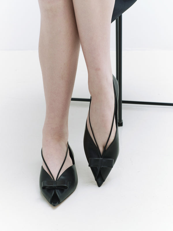 Nadia black オープントゥリボンパンプス ブラック - HENRI EN VARGO (ヘンリ エン ヴァーゴ) 公式通販