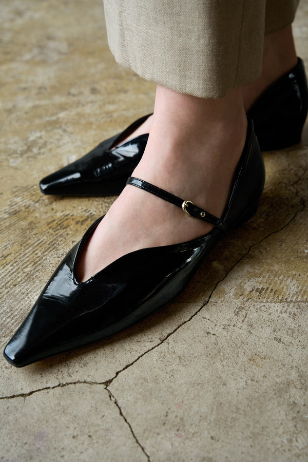 Kate black enamel