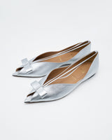 Nadia silver オープントゥリボンパンプス シルバー - HENRI EN VARGO (ヘンリ エン ヴァーゴ) 公式通販