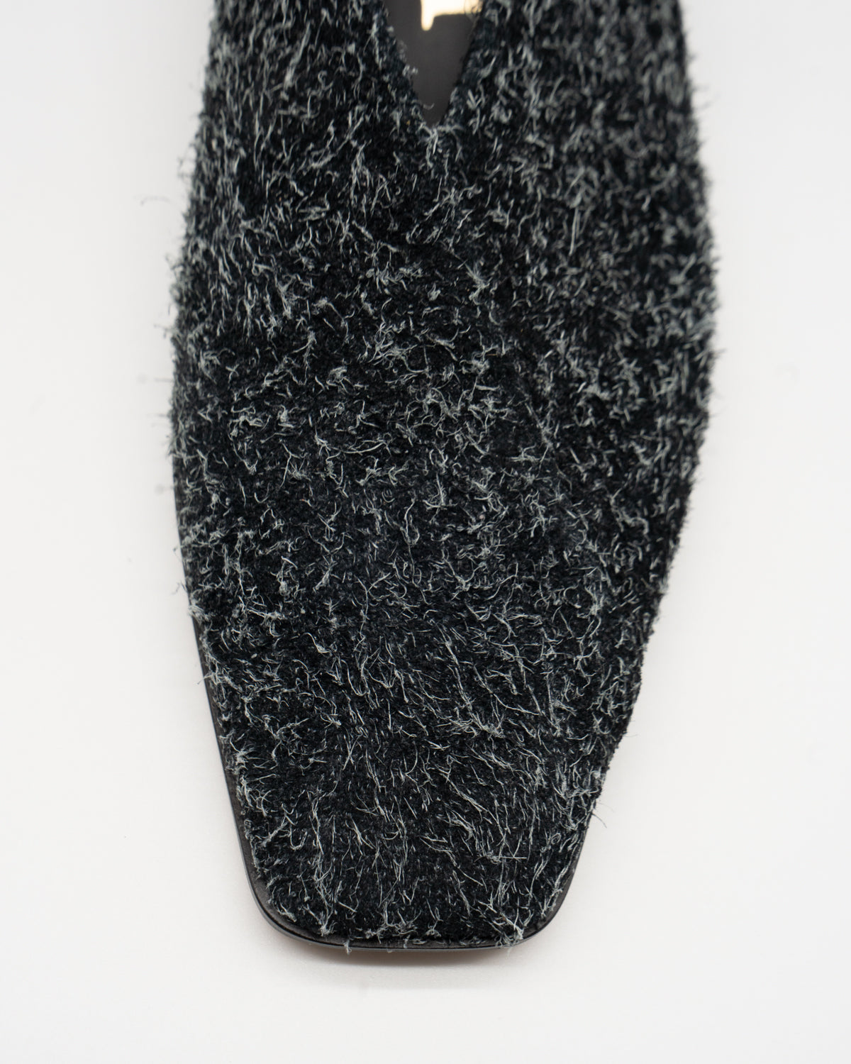 Sophia black スクエアトゥ フラットシューズ ブラック - HENRI