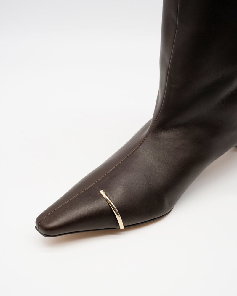 Carme dark brown ミドル丈ブーツ ダークブラウン - HENRI EN VARGO (ヘンリ エン ヴァーゴ) 公式通販