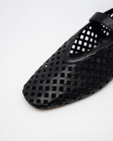 Mathilde black パンチング バレエシューズ ブラック - HENRI EN VARGO (ヘンリ エン ヴァーゴ) 公式通販