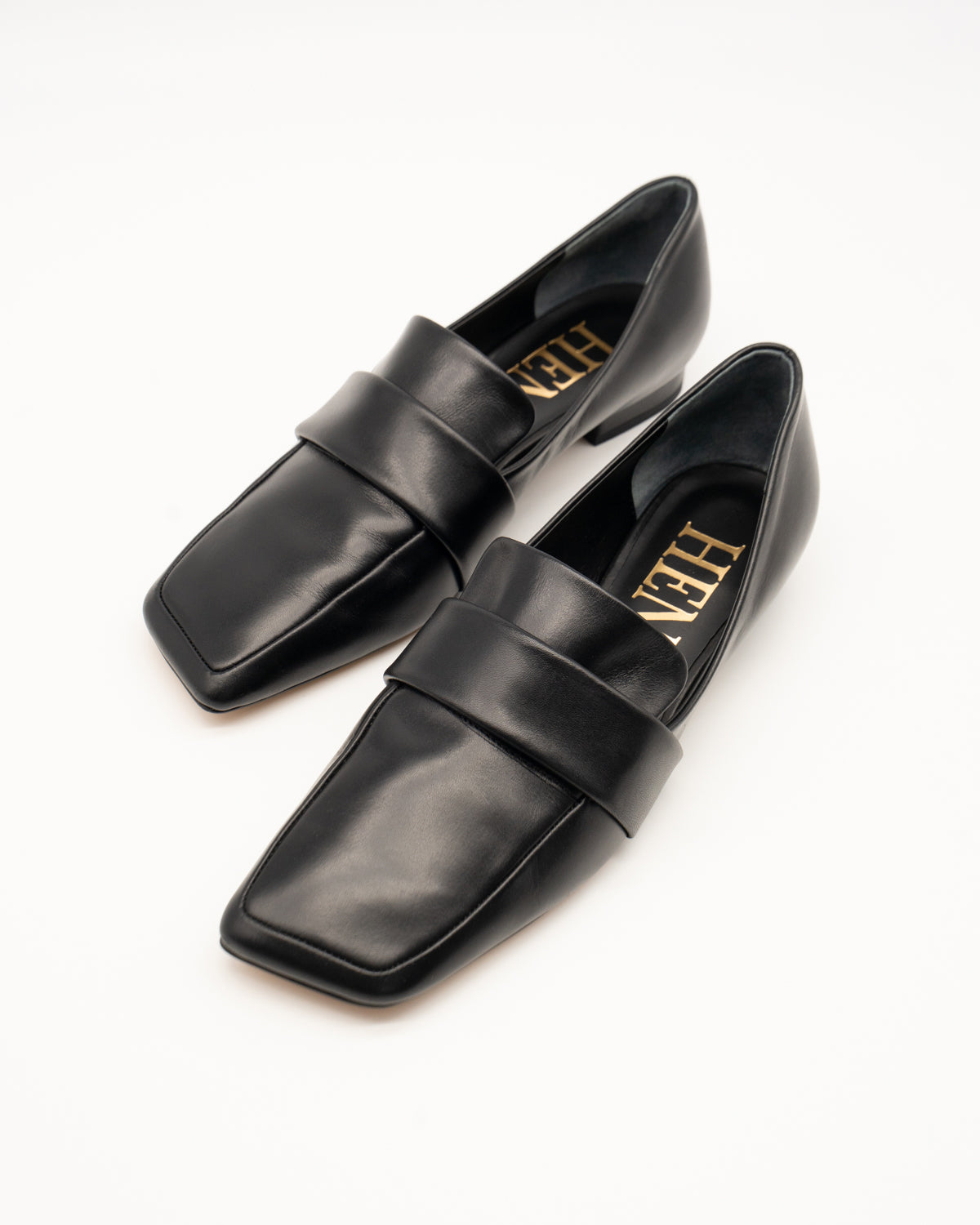 【新品】HENRI EN VARGO ブラック ローファー 23.5cm Maya black スクエアトゥ ローファー ブラック - HENRI EN VARGO