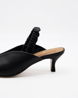 Shirley black バックストラップパンプス ブラック - HENRI EN VARGO (ヘンリ エン ヴァーゴ) 公式通販